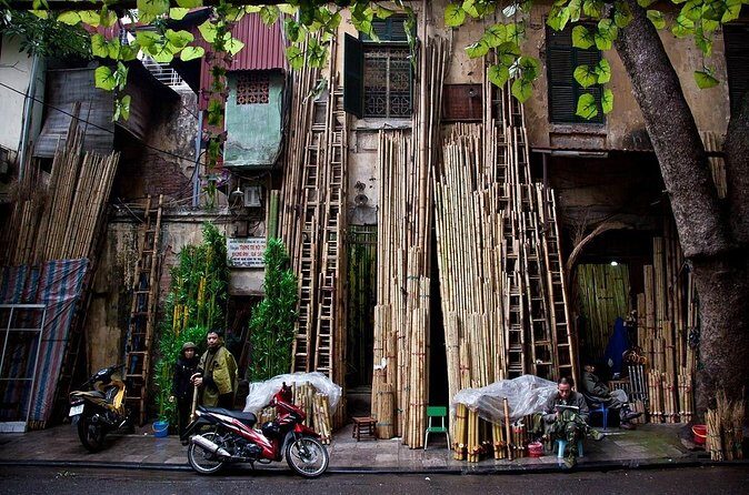 Private Tour: Hanoi City Tour Including Water Puppet Show and Cyclo Ride - Vietnam Museum of Ethnology and Hoan Kiem Lake: Hanoi’s Many Identities