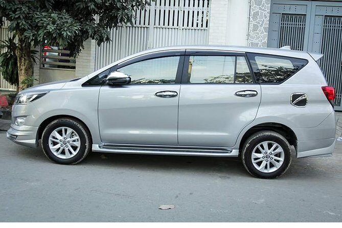 Private transfers from Hanoi to Ninh Binh or Ninh Binh to Hanoi - What You Get for the Price: Car, A/C, Water, and a Driver Who Comes to You