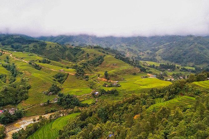 Rice Terraced Fields & Homestay Experience– 2D 1N - Getting To The Trail: 9:00am Start, Sapa Church Meeting Point, and Pickup Options