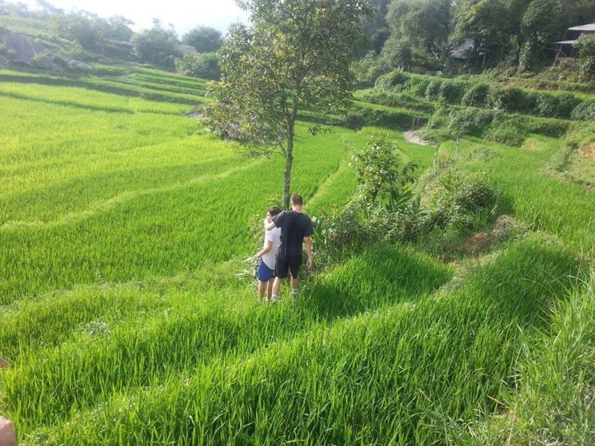 Sa Pa: 6-Hours Muong Hoa Valley Trek with Local Ethnic guide - Packing checklist: shoes, sun protection, and not losing your day to mud