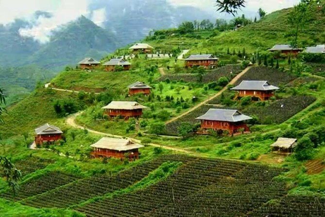 Sapa 3 Days 2 Nights Trekking Tour From Hanoi (2 Nights in Hotel) - What to pack (because Sapa weather loves surprises)