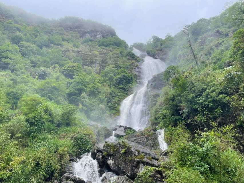 Sapa: Motorbike Tour 1 Day Visit Waterfalls & Local Villages - Black Hmong family visit: clothes, everyday life, and questions you actually have