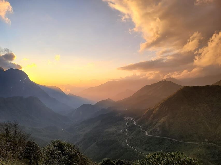 Sapa: Private Highlights Day Tour with Lunch - Cat Cat Tourism Village: where the valley stories start