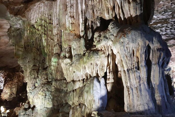 Shore Excursion: Amazing Day Cruise at Ha Long Bay - Morning sail: the islets you’ll recognize from Vietnam money and symbols
