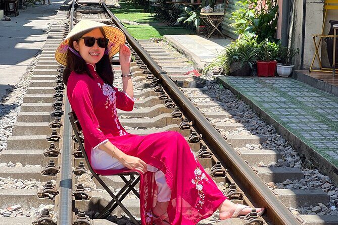 Small Group Half-day Hanoi City Tour with Train Street Visit (4h) - Stop 5: Hoa Lò Prison (Maison Centrale)—heavy history, controlled time