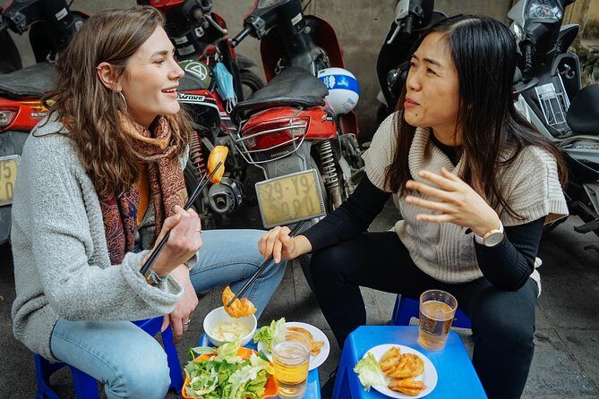 The 10 Tastings of Hanoi With Locals: Private Street Food Tour - Thang Long Water Puppet Theater first, then Chua Ba Da