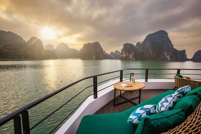 The Catamaran Luxury Day Cruise to Halong Bay from Hanoi(Best Selling) - Food on board: snacks, a multi-course lunch, and what you should expect