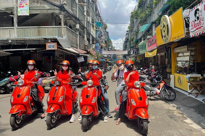 The insider's Hanoi + Train Street 4,5 Hours Female Ao Dai Riders - The ride setup: scooters, support, and staying comfortable