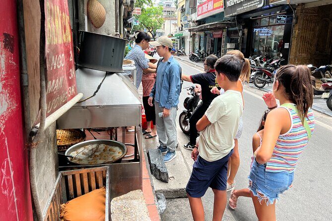 Vegan Street Food & Stories of Hanoi - Guides You Might Meet: What Their Style Adds