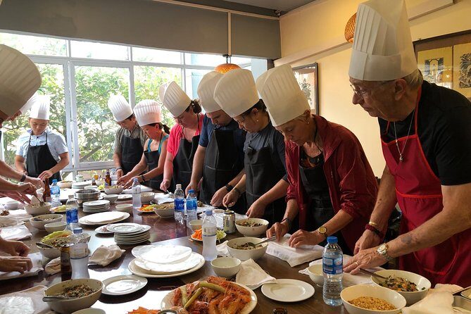 Vietnamese Food Cooking Class in Hanoi with Market Experience - From Chef Menu to Your Three Dishes