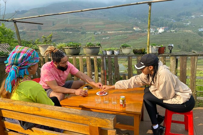 2-Day Trekking Adventure of Sapa from Hanoi with Night Bus - Food and the culture of eating together