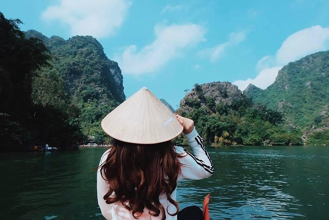 Exploring Bai Dinh Pagoda -Trang An -Mua Cave with Buffet Lunch 1 Day From Hanoi - How the schedule feels in real life