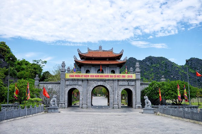 Full-Day Ninh Binh Highlights Tour from Hanoi - What’s included: the stuff that quietly makes the tour feel easy