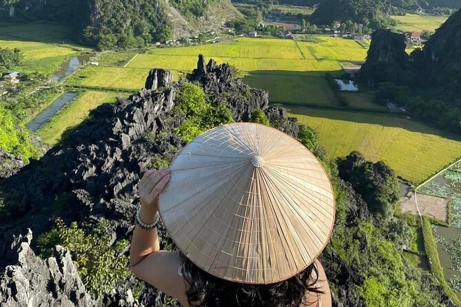 Full-Day Ninh Binh Tour from HaNoi with transfer - Hanoi Opera House Stop: A Ticketed Break Before the Countryside