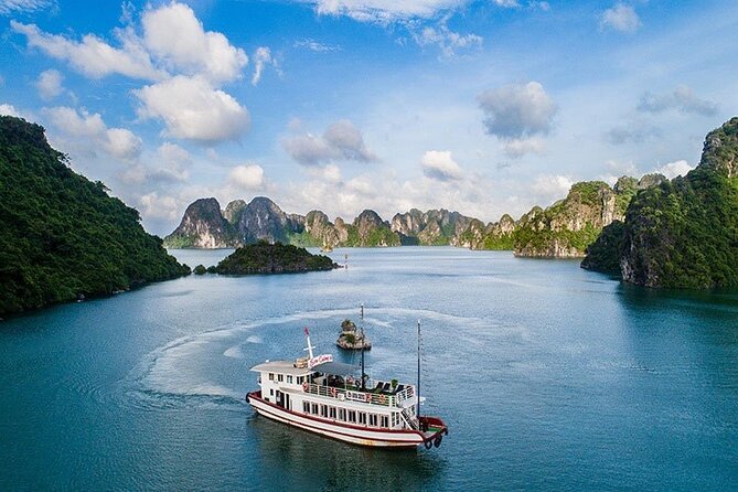 Ha Long Bay Six Hours Trip Kayaking & Swimming on Beach - Caves, kayaks, and a real lunch on the water