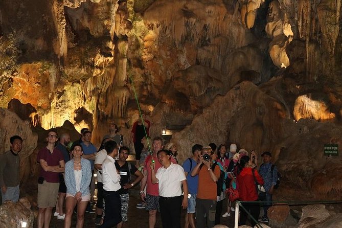 Halong Bay Day Tour Islands, Cave, Kayak. Lunch. All inclusive - Lunch on the cruise: fresh seafood, and what to expect about seating