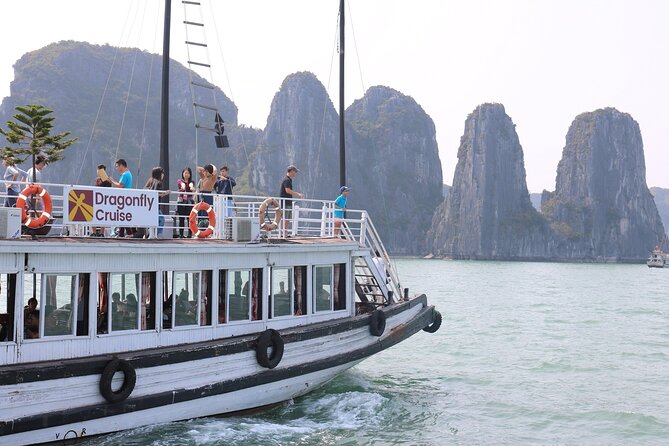 Halong Bay Day Tour Islands, Cave, Kayak. Lunch. All inclusive - Guides and group size: what you can control, and what you can’t