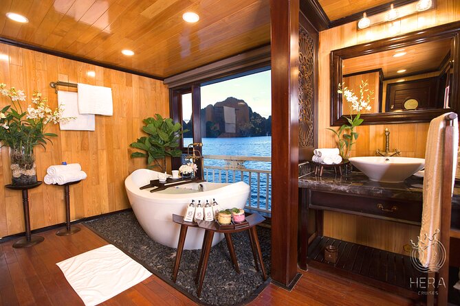 Halong Bay - Hera Cruise - All Inclusive Multi Days Tour - Day 2 at dawn: Tai Chi, breakfast, and a second Luon Cave run