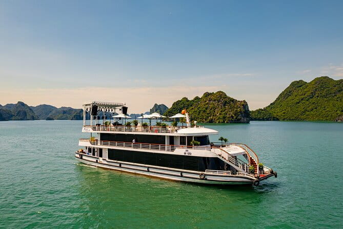 HALONG BAY LUXURY IRIS CRUISE DAY TRIP-BEST SELLER: Kayak, Music - Check-in, ship layout, and included extras you’ll actually use