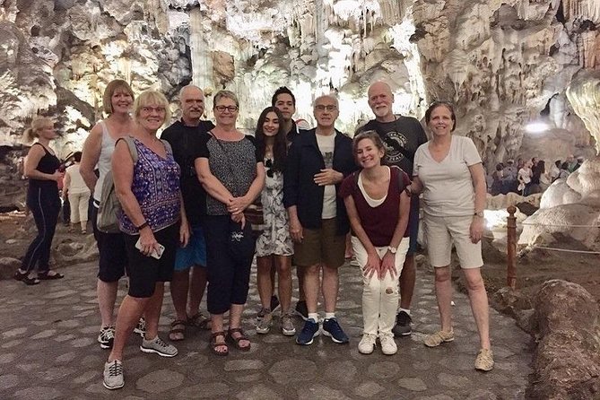Halong Islands, Caves, Kayak, Lunch day tour w Dragonfly Cruise - Halong Bay proper: limestone icons and why the timing matters