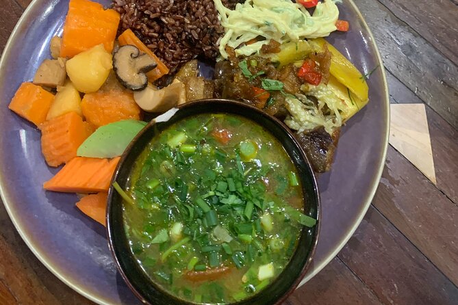 Hanoi: 7 Tasting Street Food Walking Tour and Train Street - Weather, Timing, and Comfort Tips That Make It Easier