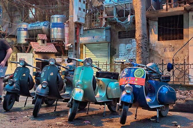 Hanoi Vespa Tours: Food + Culture + Fun on Army Vespa - Ba Đình Square: shifting from alleys to major city sights