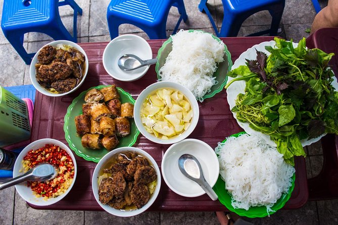 Hanoi Walking Foodie Tour by night - $38 for Dinner-Style Tastings: Value That Actually Adds Up