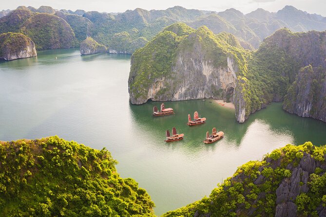 Lan Ha Bay Boutique Cruise 2D/1N: Kayaking, Swimming at the pristine places - Why Lan Ha Bay feels different when you’re actually doing stuff