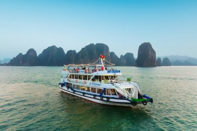 LUXURY Halong Bay Cruise 5 Stars Full Day Tour with Buffet Lunch - Boarding the “5-star luxury” cruise at Tuan Chau Harbor