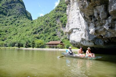 Ninh Binh Daily Tour: Hoa Lu - Tam Coc boat trip and Bike - Hoa Lu: Vietnam’s Ancient Capital and the Two Kings Temples