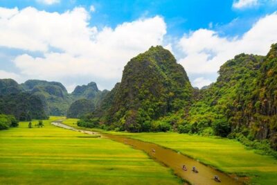 Ninh Binh Highlights Hoa Lu/Bai Dinh-Trang An/ Tam Coc- Mua Cave - Hoa Lu Temples of the Dinh & Le Dynasties: Quick, Central, and Worth It