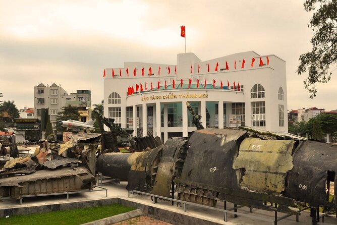 (Private) Hanoi War Sites Tour - Optional tire-sandal making (dép lốp) with meaning behind it