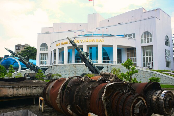 (Private) Hanoi War Sites Tour - Hoa Lo Prison (the Hanoi Hilton): where your questions get real