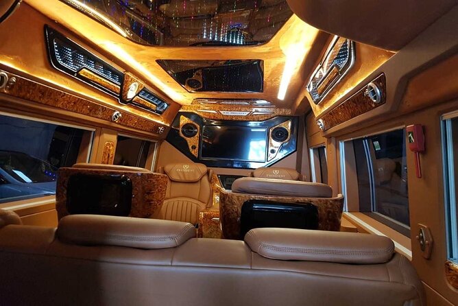 Private Transfers Hanoi <=> Sapa One Way (Free Hotel Pickup) - The drive: 330 km of mountain roads and timed comfort stops