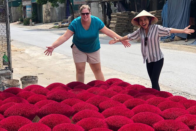 Secret Handicraft Villages of Hanoi ( Incense and hat Villages ) - Small-group comfort: pickup, max 12, and why it matters